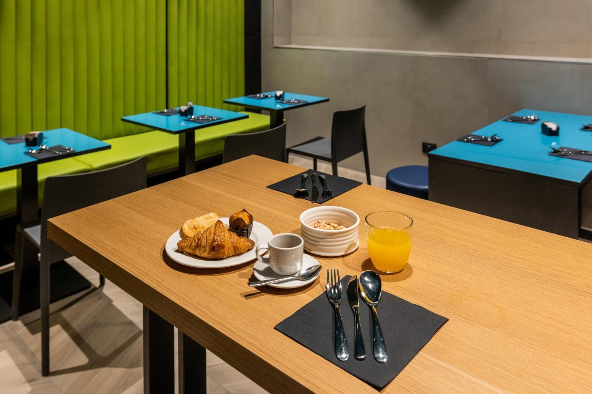 Smart Hotel Central Milan Exterior photo